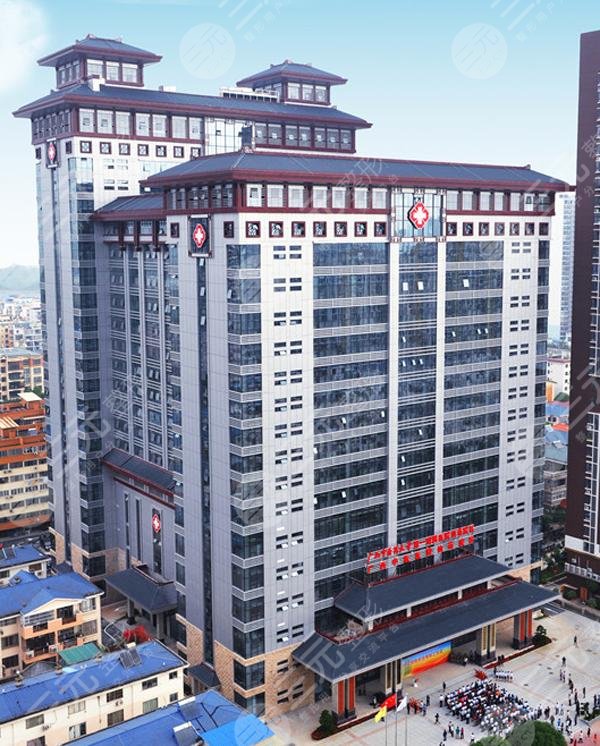 1.广西医科大学第一附属医院整形美容科2.